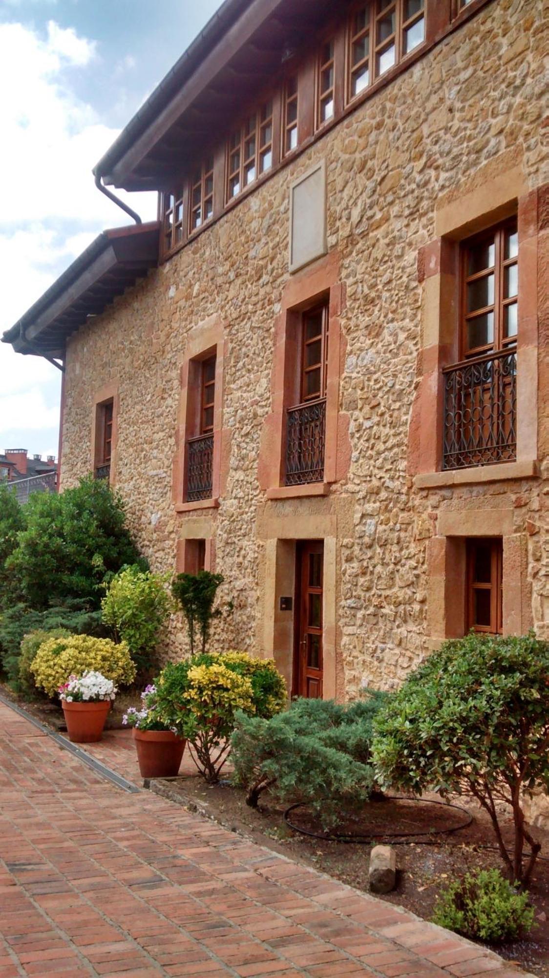 Hotel Palacio De La Vinona Oviedo Exteriér fotografie
