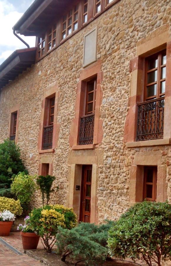 Hotel Palacio De La Vinona Oviedo Exteriér fotografie